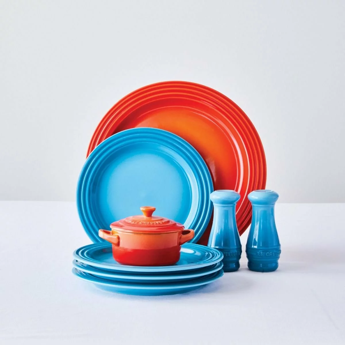 Le Creuset 2-Piece Salt & Pepper Shakers | Caribbean Blue - Image 2