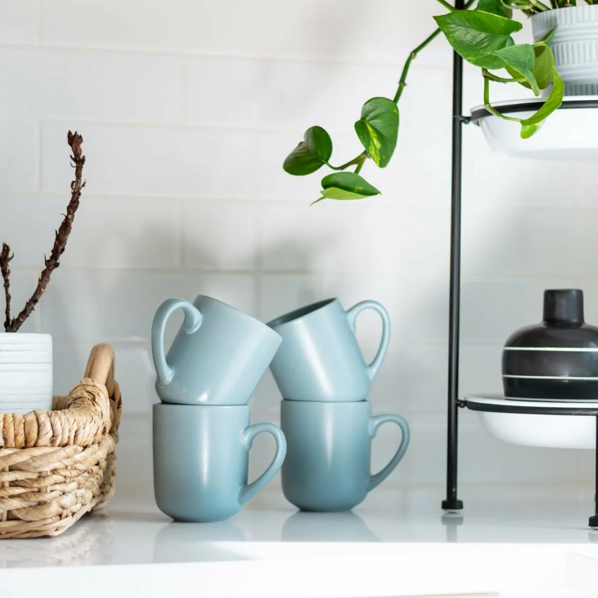 Everything Kitchens Modern Flat 8-Piece Mug Set | Dusty Blue & Terracotta - Image 4