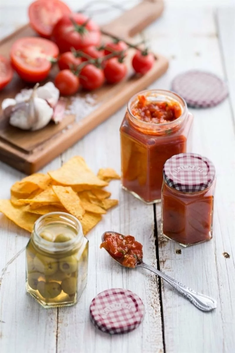 Kilner Twist Top Hexagonal Jar (Red) | 2oz - Image 2